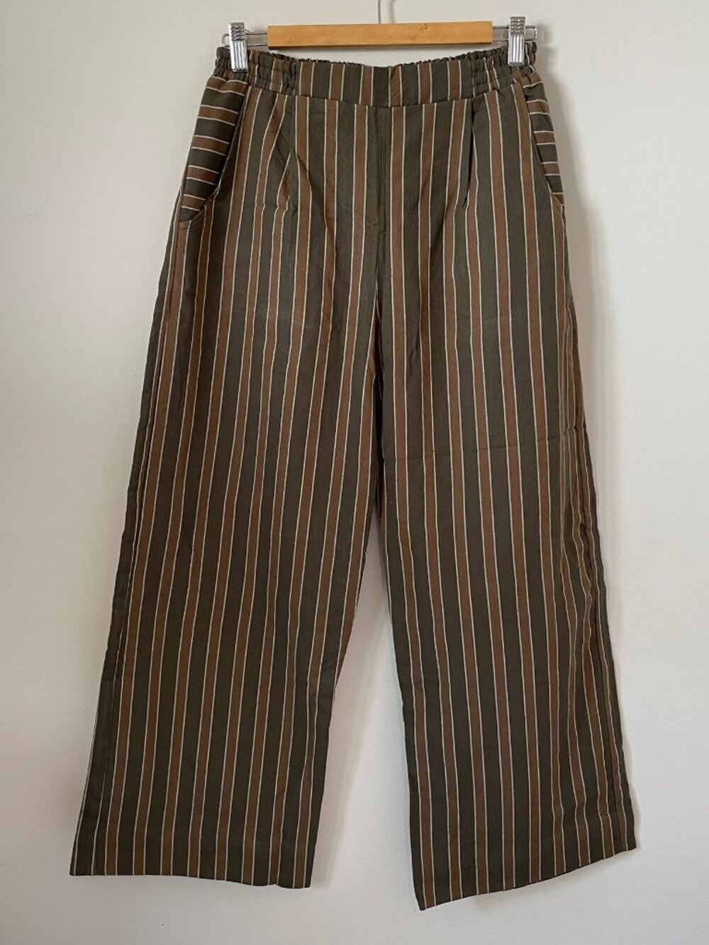 NWOT Liz Alig woven gray and brown pants
